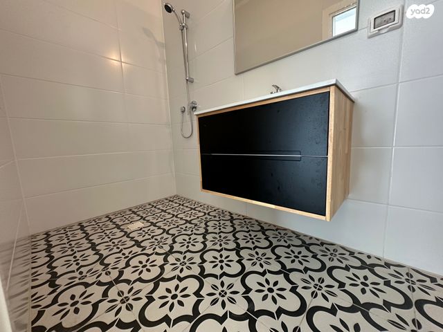 דירה, תרצה אתר, נווה זמר, רעננה