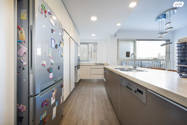 דירה, רבי טרפון, ירושלים