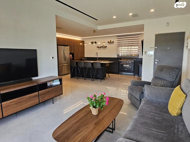 דירת גן, אנפה, סנסן, צור הדסה