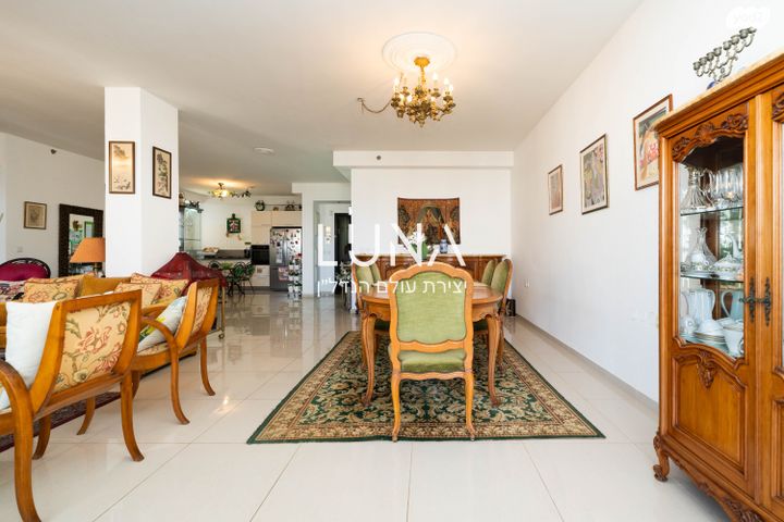 דירה, זלמן שז"ר 7, עיר ימים, נתניה