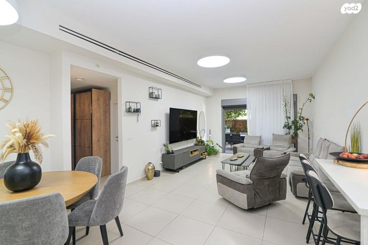 דירת גן, שניר 8, הפארק, חדרה