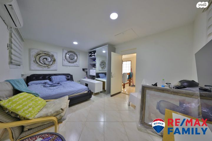 דו משפחתי, בנימין 2, מרכז העיר, סביניה, הוותיקה, קרית ביאליק