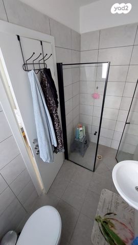 דירה, שמואל הנביא, פסגות אפק, ראש העין