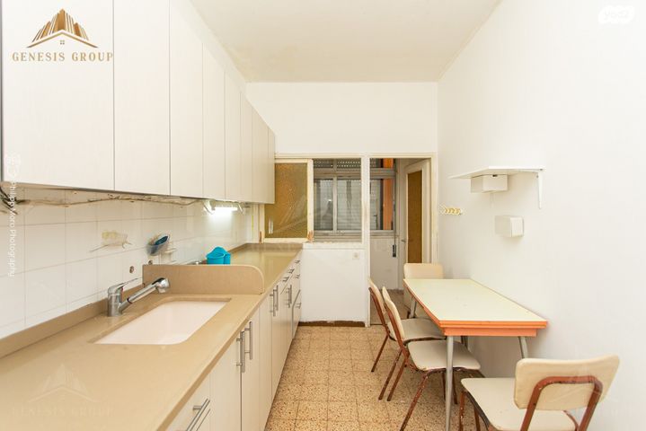 דירה, שדרות טרומפלדור, נווה שאנן, חיפה