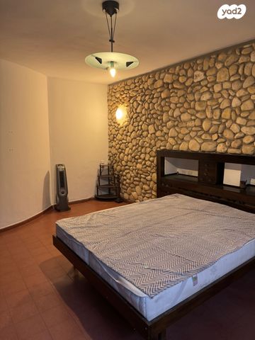 בית פרטי/ קוטג', דילה רינה יוסף 12, שיכון דן, נווה דן, תל אביב יפו