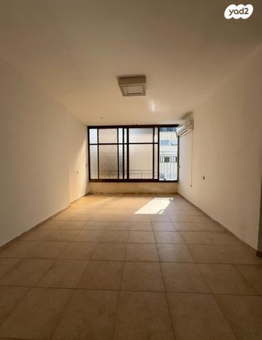 דירה, העצמאות 19, מרכז העיר, עכו