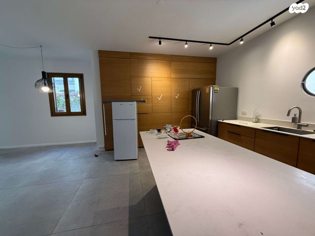 דירת גן, כרם התימנים, תל אביב יפו