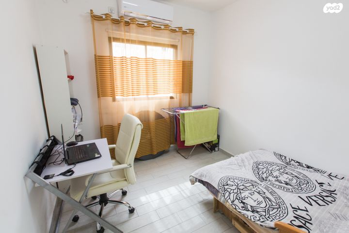 דירה, דרך הציונות, אריאל