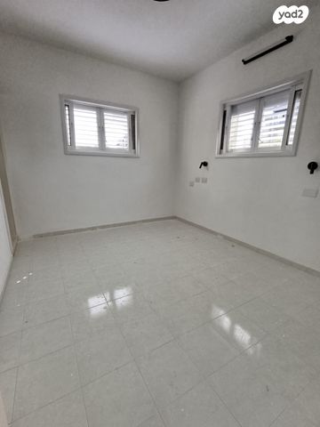 דופלקס, שדרות הצנחנים 3, נגבה, רמת גן