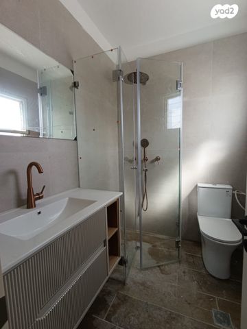 דופלקס, שדרות הצנחנים 3, נגבה, רמת גן