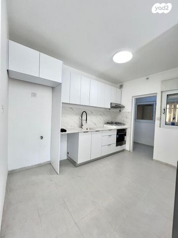 דירה, הלוטם, רמות יצחק, נשר