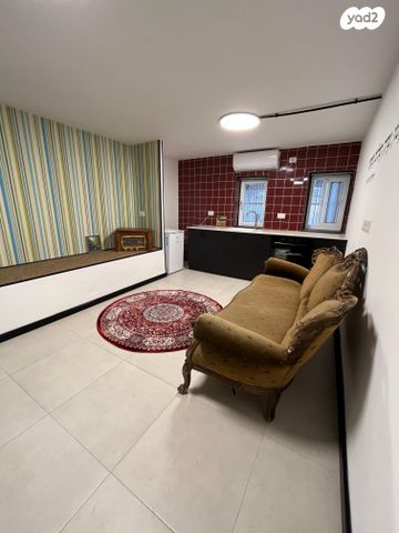 דירה, אחד העם, חיפה