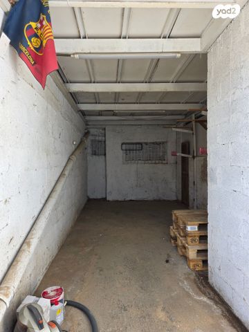 מחסנים, שדרות ההסתדרות 220, אזור תעשיה מפרץ, חיפה