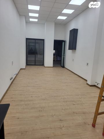 חנויות/ שטח מסחרי, רוטשילד, רמב"ם, ראשון לציון