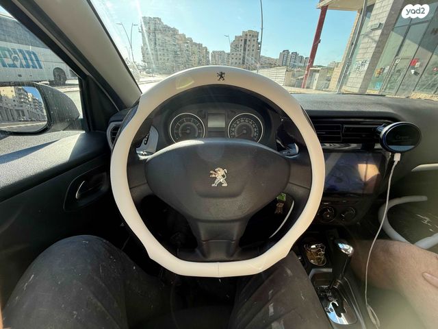 מודעת רכב פיג'ו 301