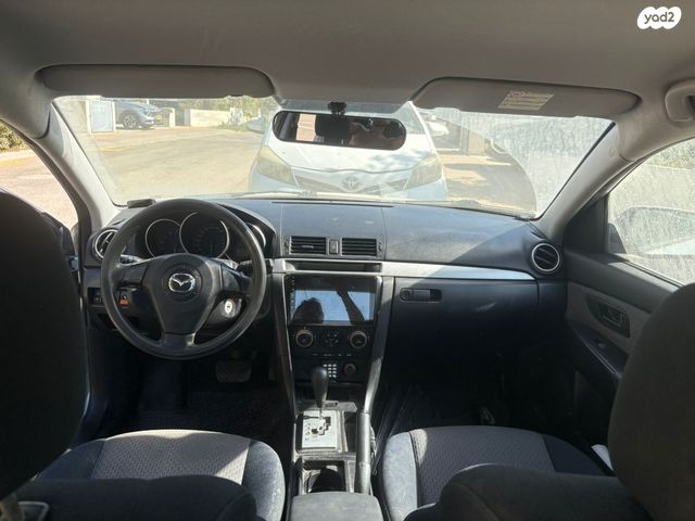 מודעת רכב מאזדה 3