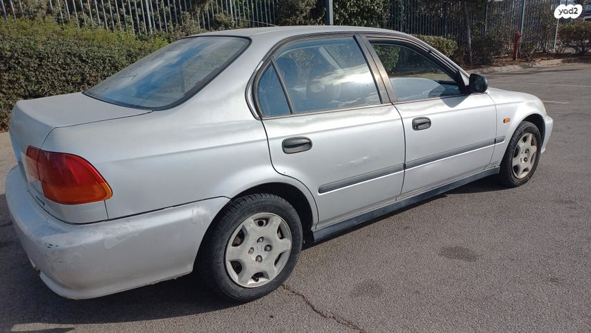 הונדה סיוויק