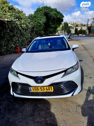 טויוטה קאמרי