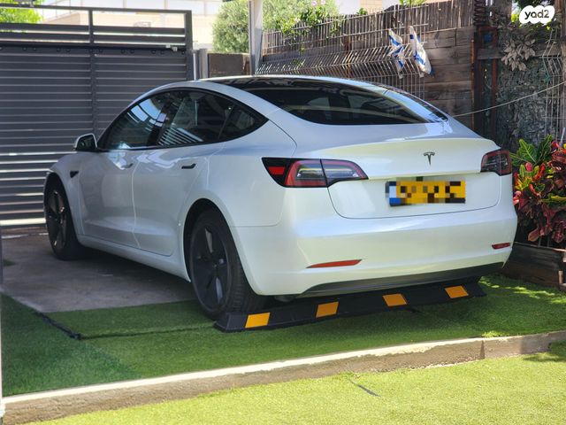 מודל 3 4X2 חשמלי אוט׳ 4 דל (283 כ״ס)