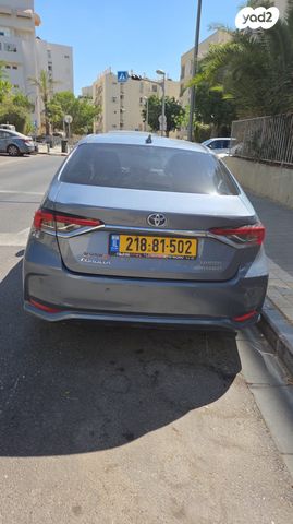 טויוטה קורולה