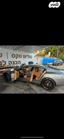 אסטון מרטין Rapide