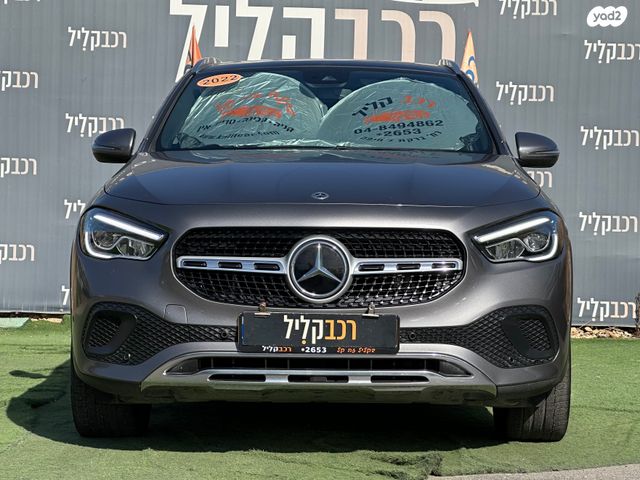 מרצדס-בנץ GLA