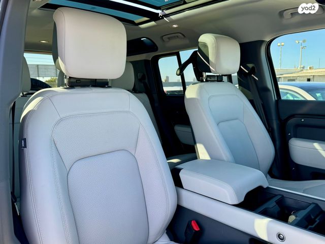 לנד רובר דיפנדר