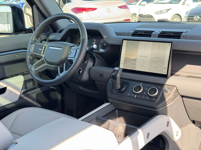 לנד רובר דיפנדר