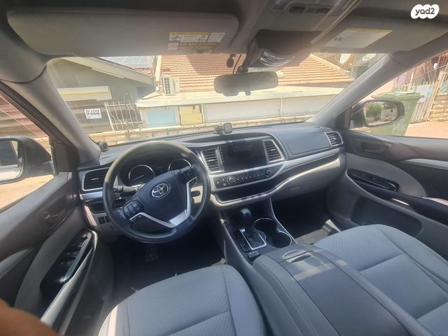 טויוטה היילנדר