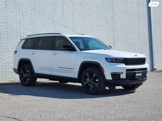 מודעת רכב ג'יפ גרנד צ'ירוקי