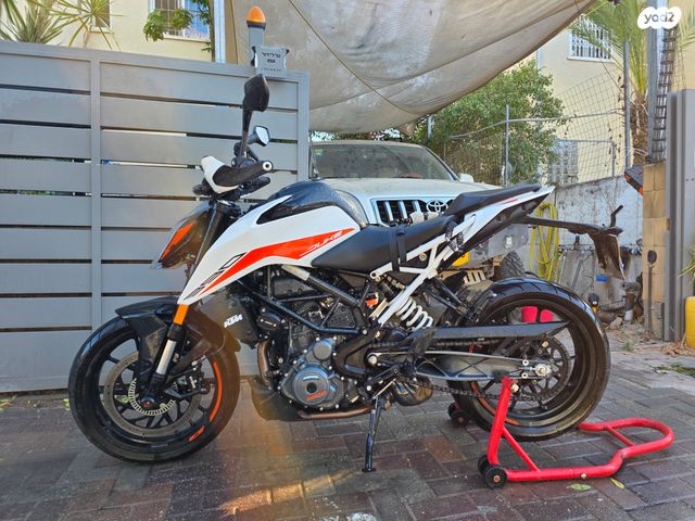 מודעת רכב KTM Naked Duke 390