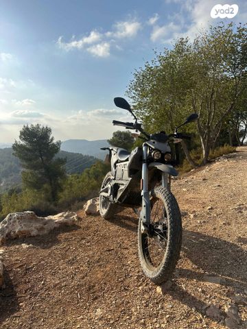 זירו- אופנועים חשמליים FX