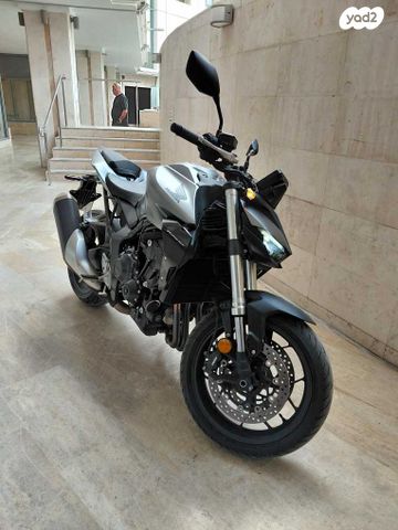 מודעת רכב הונדה CB1000R