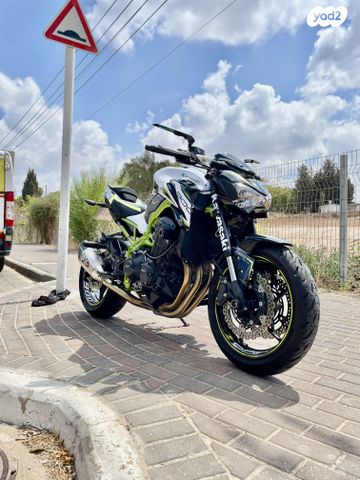 קאוואסאקי Z900