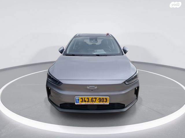 ג׳ילי Geometry C