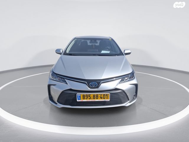 טויוטה קורולה