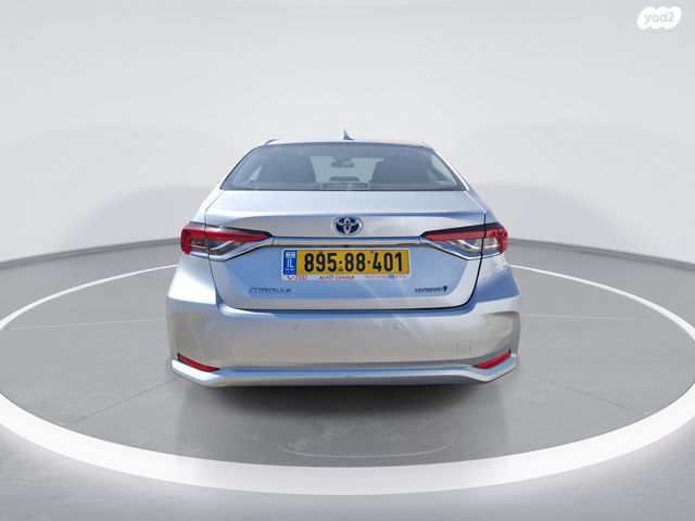 טויוטה קורולה