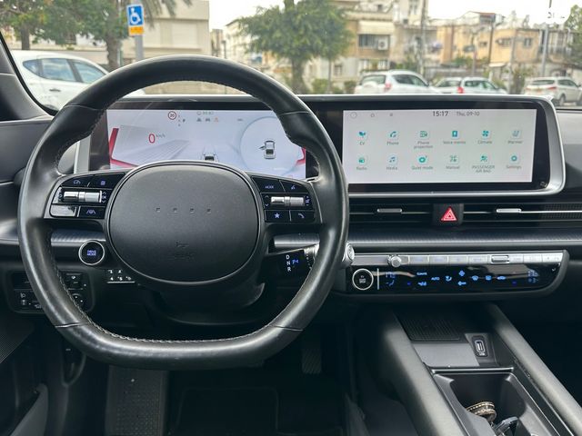 יונדאי איוניק 6