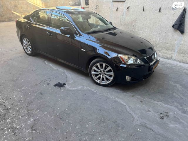 מודעת רכב לקסוס IS