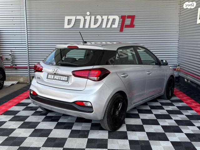 יונדאי i20