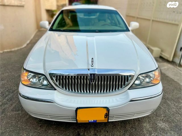 לינקולן טאון קאר