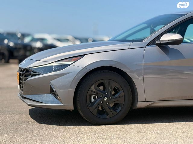 יונדאי אלנטרה