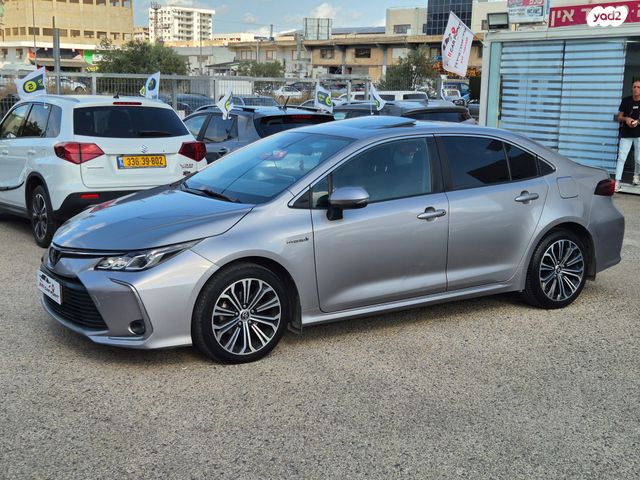 מודעת רכב טויוטה קורולה 2