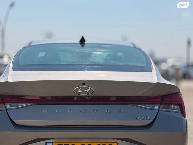 יונדאי אלנטרה