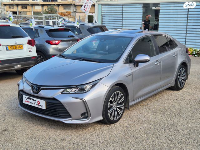 מודעת רכב טויוטה קורולה 1