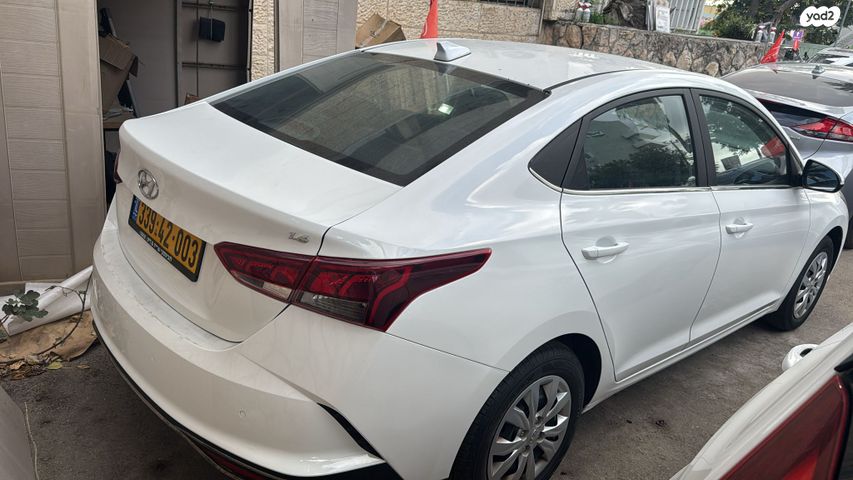 יונדאי אקסנט i25