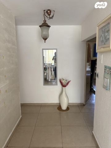 דירה, רחבת גדעון בן יואש 6, מלכי ישראל, קרית גת