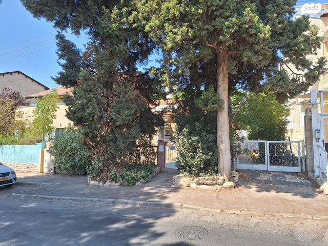 א.ד. גורדון 16