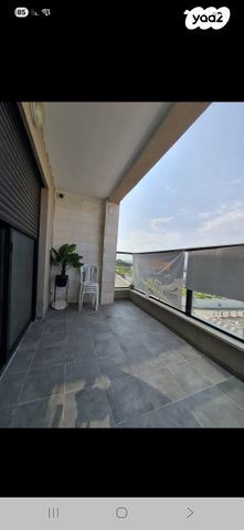 דירה, קוממיות 5, שאר העיר, מגדל העמק