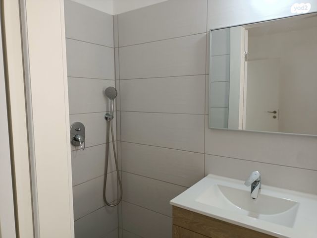 דירה, דוד צבי פנקס 3, גבעת מרדכי, ירושלים